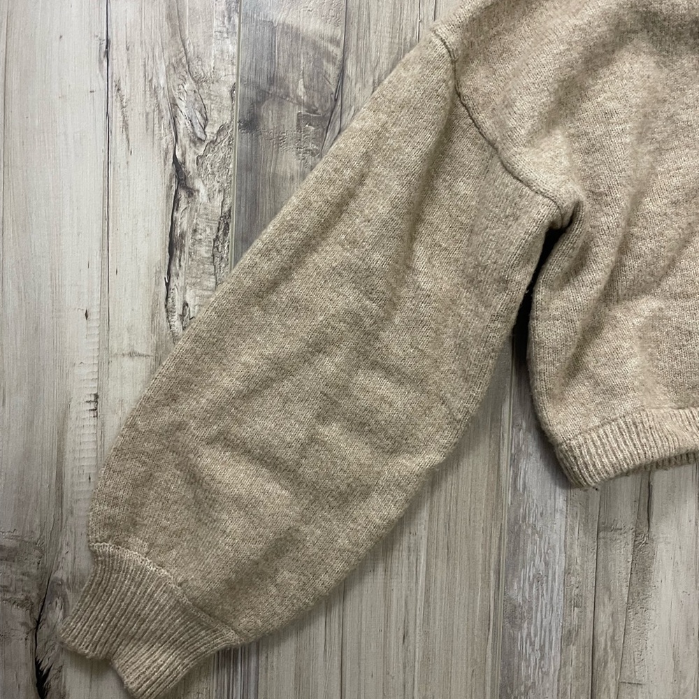 Dynamite Collared V-Neck Cropped Drawstring Sweater - Picture 2 of 6
